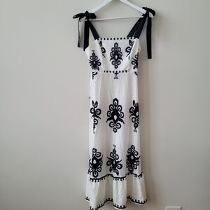 Feminine Black and White Damask Pattern Dress Bow Tie Straps Size Medium